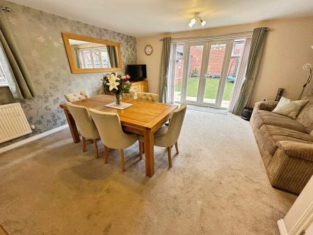 4 bedroom Semi-detached house for sale in Brunel Way, Church Gresley, DE11