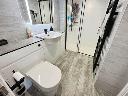 4 bedroom Semi-detached house for sale in Brunel Way, Church Gresley, DE11