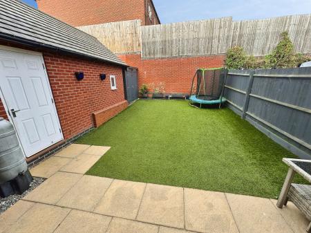 4 bedroom Semi-detached house for sale in Brunel Way, Church Gresley, DE11