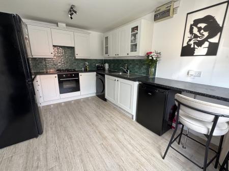 4 bedroom Semi-detached house for sale in Woodyard Close, Castle Gresley, DE11