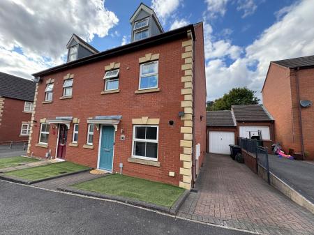 Woodyard Close, Castle Gresley, DE11