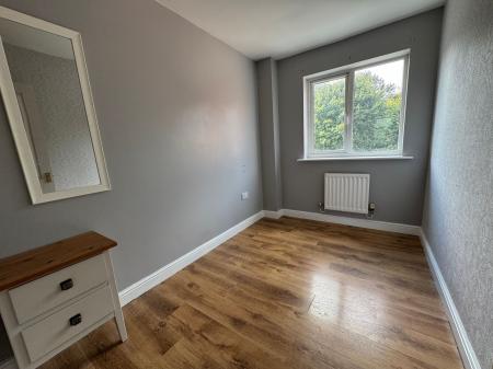 4 bedroom Semi-detached house for sale in Woodyard Close, Castle Gresley, DE11
