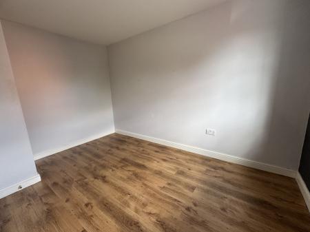 4 bedroom Semi-detached house for sale in Woodyard Close, Castle Gresley, DE11