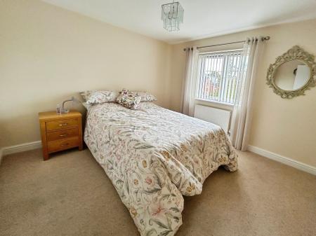 4 bedroom Detached house for sale in Wilson Way, Burton-On-Trent, DE13