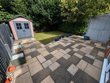 3 bedroom Detached house to let in Home Farm Court, Castle Gresley, DE11