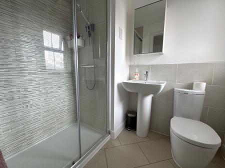 4 bedroom Detached house for sale in Galloway Road, Drakelow, DE15