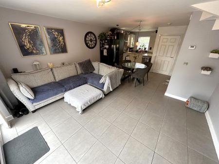 3 bedroom Semi-detached house for sale in Dove Close, Branston, DE14