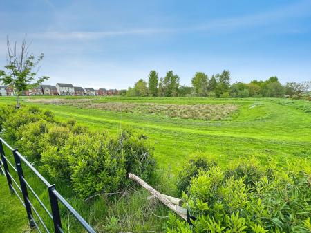 3 bedroom Semi-detached house for sale in Dove Close, Branston, DE14