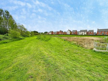 3 bedroom Semi-detached house for sale in Dove Close, Branston, DE14