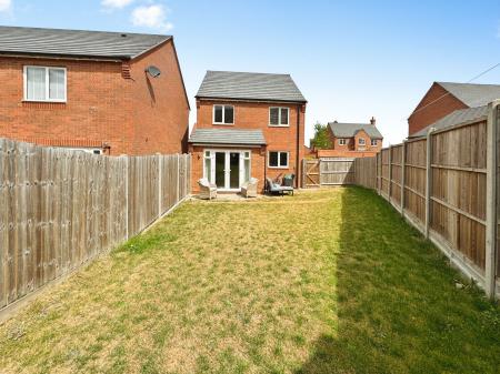 3 bedroom Detached house for sale in Crampton Close, Midway, DE11