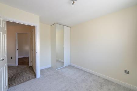 4 bedroom Detached house to let in Daybell Road, Moira, DE12