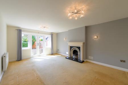4 bedroom Detached house to let in Daybell Road, Moira, DE12