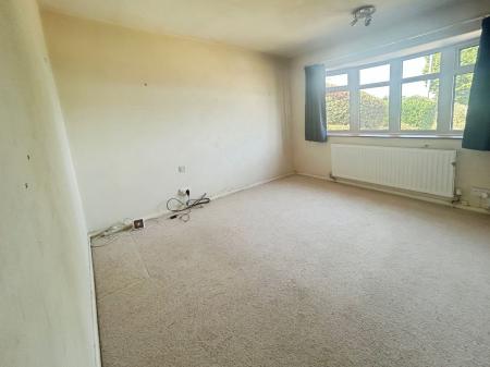 2 bedroom Detached bungalow for sale in Deepdale Close, Burton-On-Trent, DE15