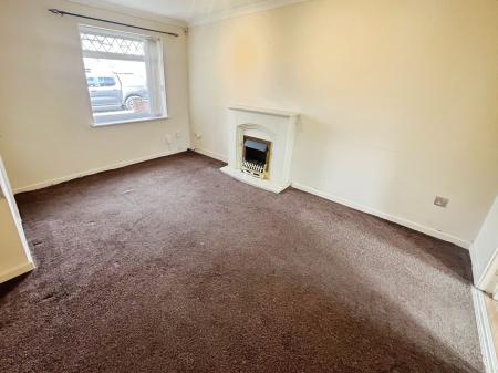 2 bedroom Terraced House for sale in Barley Close, Burton-On-Trent, DE14