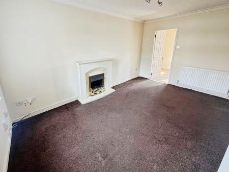 2 bedroom Terraced House for sale in Barley Close, Burton-On-Trent, DE14
