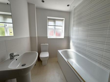 3 bedroom Semi-detached house for sale in Horninglow Road, Burton-On-Trent, DE14