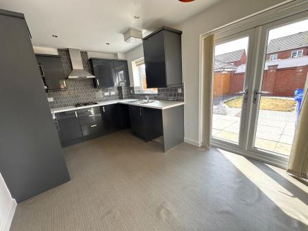3 bedroom Semi-detached house for sale in Horninglow Road, Burton-On-Trent, DE14