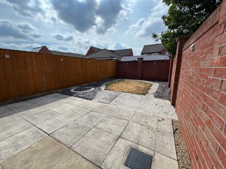 3 bedroom Semi-detached house for sale in Horninglow Road, Burton-On-Trent, DE14