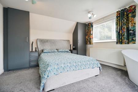 3 bedroom Detached house for sale in Riverbank House, 98 Newton Road, Burton-On-Trent - DE15 0TX