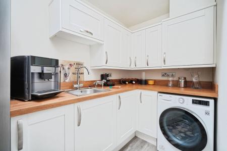 3 bedroom Detached house for sale in Riverbank House, 98 Newton Road, Burton-On-Trent - DE15 0TX