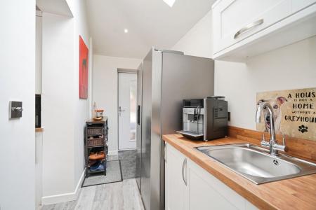 3 bedroom Detached house for sale in Riverbank House, 98 Newton Road, Burton-On-Trent - DE15 0TX