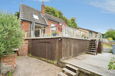 3 bedroom Detached house for sale in Riverbank House, 98 Newton Road, Burton-On-Trent - DE15 0TX