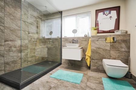 3 bedroom Detached house for sale in Riverbank House, 98 Newton Road, Burton-On-Trent - DE15 0TX