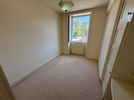 2 bedroom Flat to let in Bretby, Bretby Hall, DE15