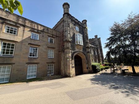 2 bedroom Flat to let in Bretby, Bretby Hall, DE15