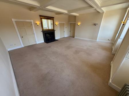 2 bedroom Flat to let in Bretby, Bretby Hall, DE15