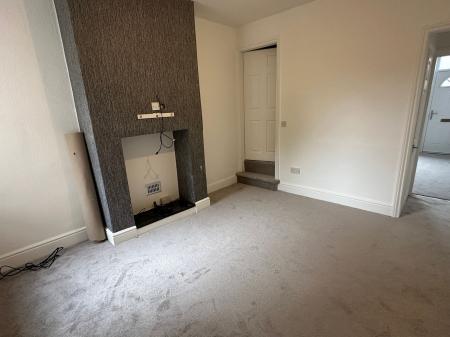 2 bedroom Terraced House for sale in Bearwood Hill Road, Burton-On-Trent, DE15