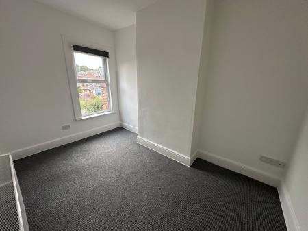 2 bedroom Terraced House for sale in Bearwood Hill Road, Burton-On-Trent, DE15