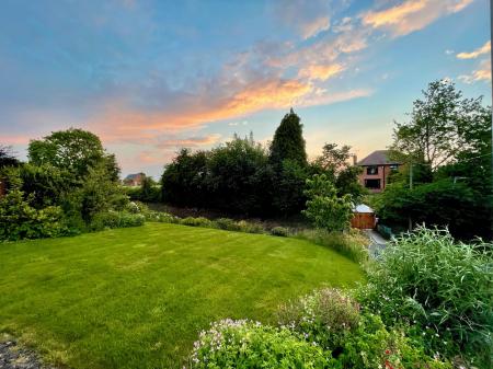 3 bedroom Detached bungalow for sale in Hillside Road, Linton, DE12