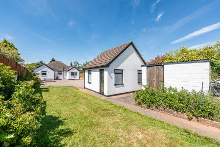 3 bedroom Detached bungalow for sale in Hillside Road, Linton, DE12