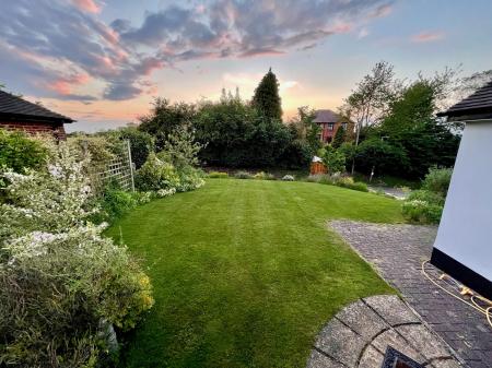 3 bedroom Detached bungalow for sale in Hillside Road, Linton, DE12