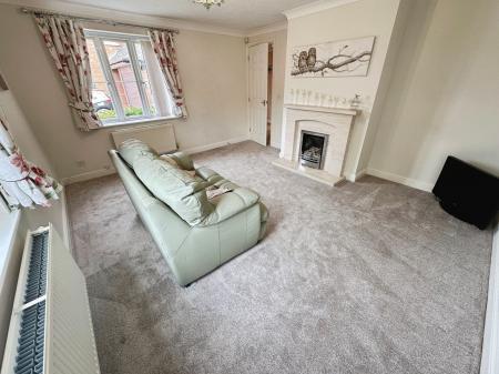 4 bedroom Detached house for sale in The Chase, Rosliston, DE12