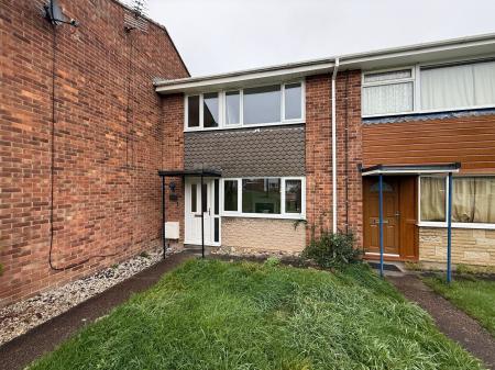 Oversetts Court, Newhall, DE11