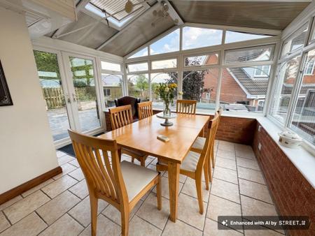 5 bedroom Detached house for sale in Newby Close, Burton-On-Trent, DE15