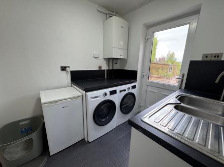5 bedroom Detached house for sale in Newby Close, Burton-On-Trent, DE15