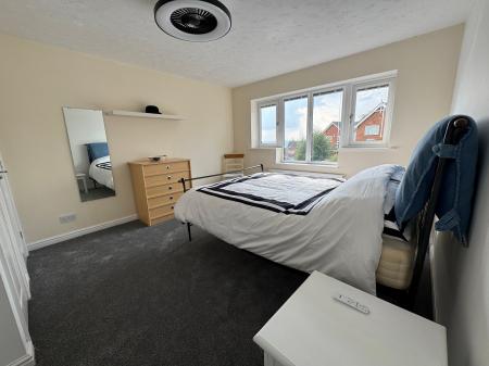 5 bedroom Detached house for sale in Newby Close, Burton-On-Trent, DE15