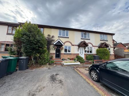 2 bedroom Terraced House for sale in Wye Dale, Church Gresley, DE11
