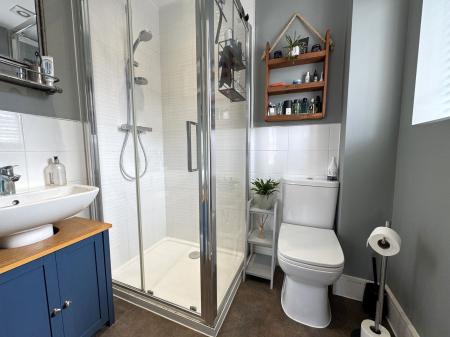 4 bedroom Detached house for sale in Frankley Close, Hilton, DE65