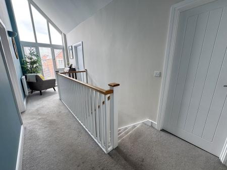 4 bedroom Detached house for sale in Frankley Close, Hilton, DE65