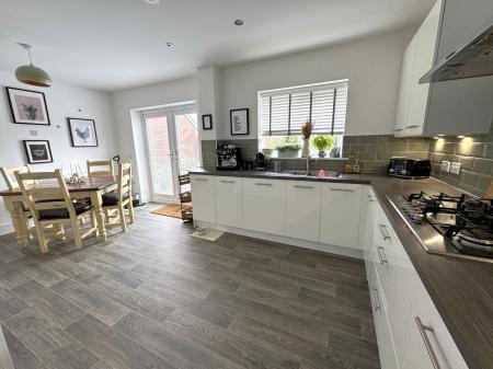 4 bedroom Detached house for sale in Frankley Close, Hilton, DE65