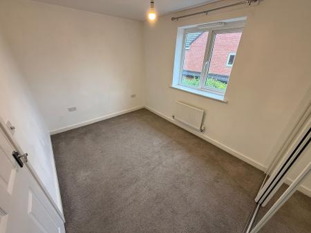 2 bedroom Semi-detached house to let in Adkins Close, Burton-On-Trent, DE14