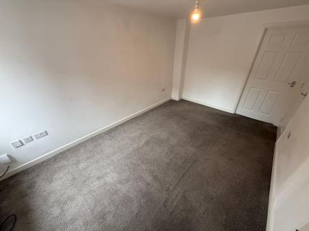 2 bedroom Semi-detached house to let in Adkins Close, Burton-On-Trent, DE14
