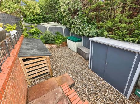 3 bedroom Detached house for sale in Pinfold Close, Repton, DE65