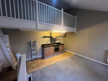 1 bedroom Terraced House for sale in Solent Road, Church Gresley, DE11