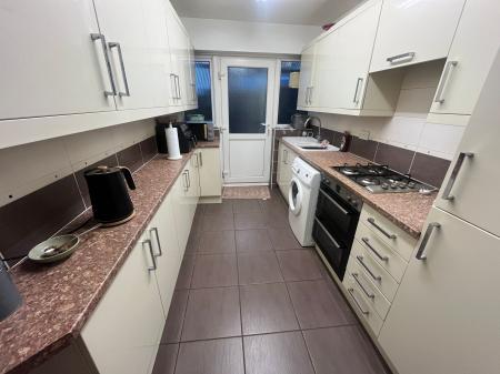 3 bedroom Detached bungalow for sale in Dalebrook Road, Burton-On-Trent, DE15