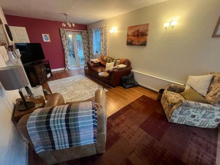 3 bedroom Detached bungalow for sale in Dalebrook Road, Burton-On-Trent, DE15